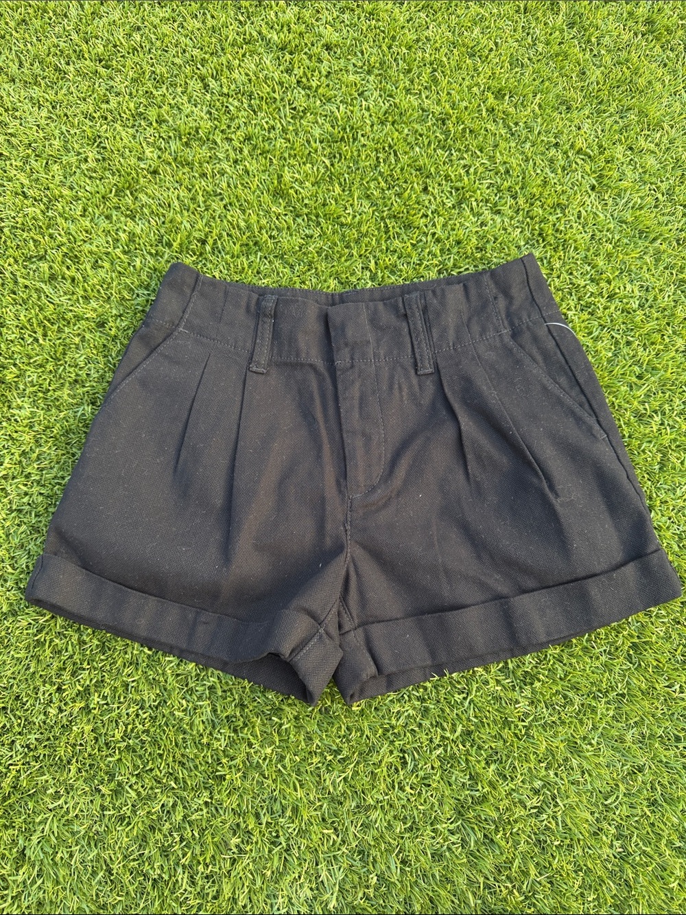 Bullhead Black High-Waist Pleated Cuffed Shorts